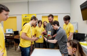 Technical Education through Projects